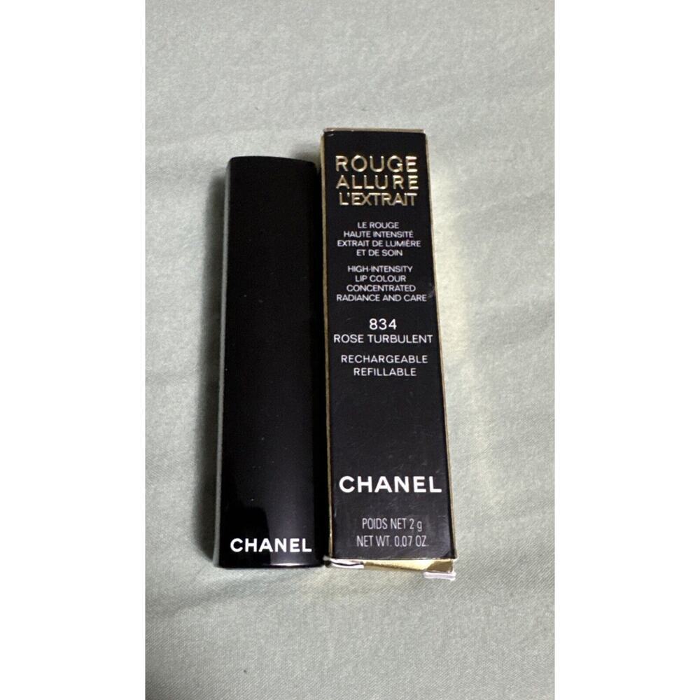 CHANEL ROUGE ALLURE L’EXTRAIT HIGH INTENSITY LIP COLOUR 834 ROSE TURBULENT NIB